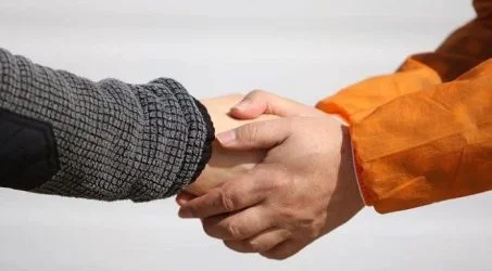 Seringkali Mengucapkan “Maaf” dan “Terimakasih”, Beginilah Etikanya!