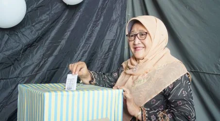 Dorong Iklim Demokrasi Pesantren, Komplek R2 Helat Pemilur