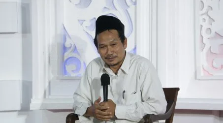 Gus Baha: Tradisi Keilmuan itu Harus Dijaga dengan Hujjah dan Pembukuan