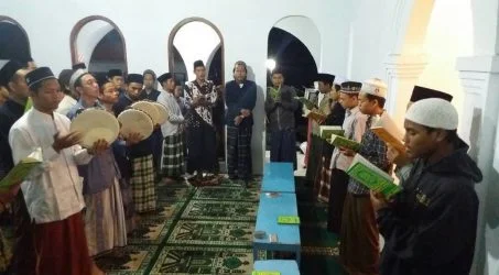 Cinta itu Butuh Bukti, Tak Terkecuali kepada Baginda Nabi