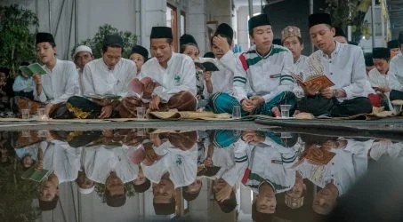 Pembacaan Qasidah Burdah dan Ungkapan di Dalamnya