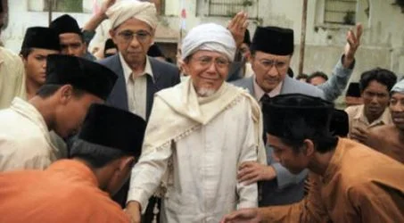 Fiqih Karakter: Menemukan Kembali Pribadi yang Anfa’ dalam Diri Santri