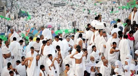 Lamanya Antri Berhaji, Apakah Umroh Lebih Utama?